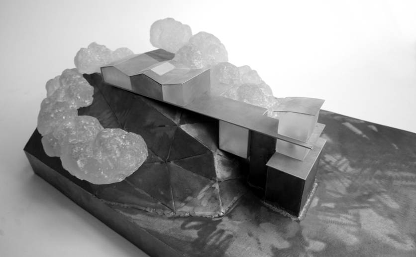 Maison Boulanger
Freuneuse (78)
Prix Archinovo Saint-Gobain
Exposition  la Galerie dArchitecture de Paris 
Maquette ralise pour Puig-Pujol Architectures
1/200
Acier, aluminium et rsine
